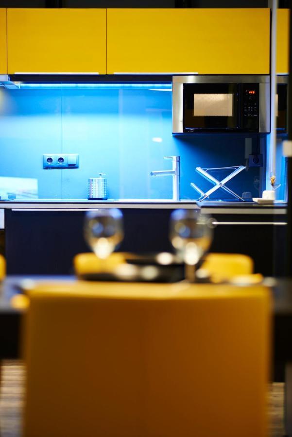 Central Location Yellow-Black Apartment 부다페스트 외부 사진