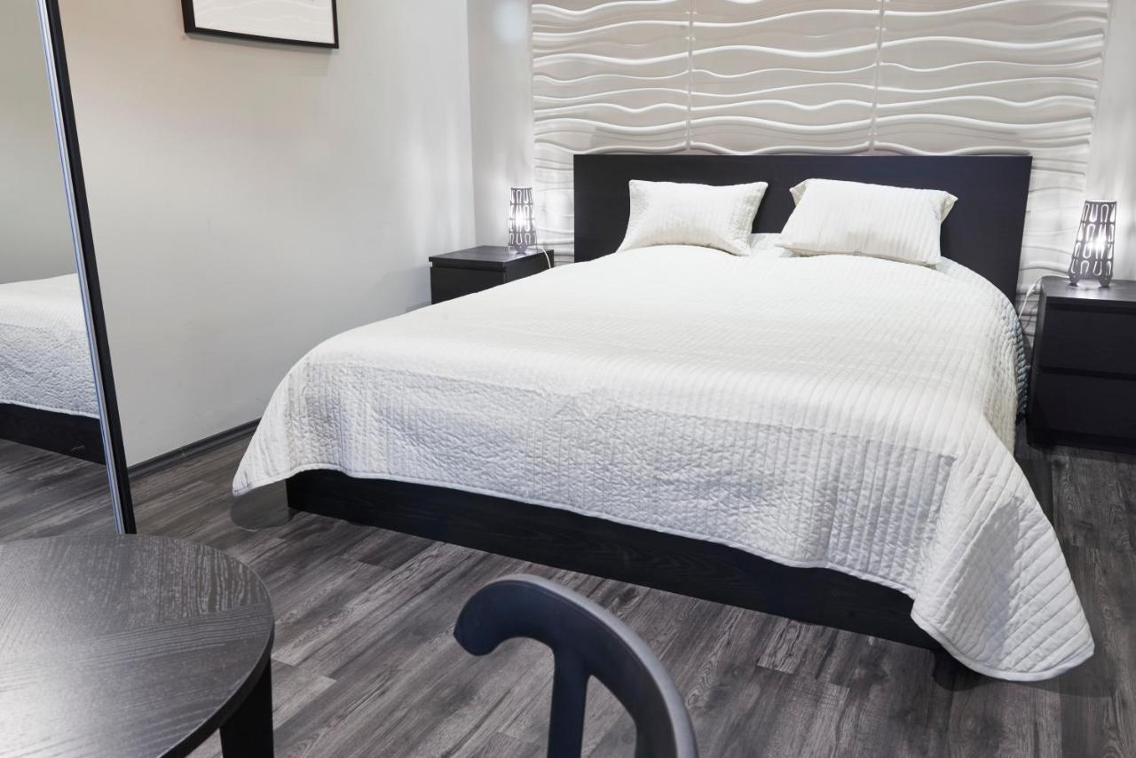 Central Location Yellow-Black Apartment 부다페스트 외부 사진
